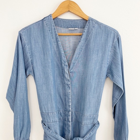 Gap Chambray V-Neck Tie Belt Jean Denim Jumpsuit Size 00 - Picture 4 of 15